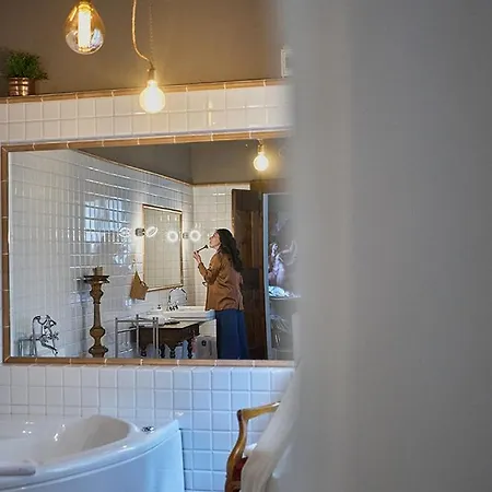 Bed & Breakfast La Celeste Galeria 4*