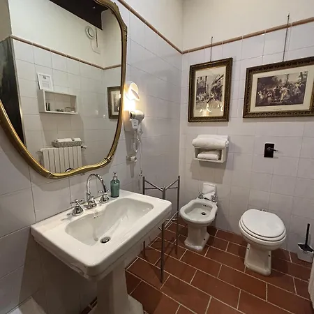 La Celeste Galeria Bed & Breakfast 4*